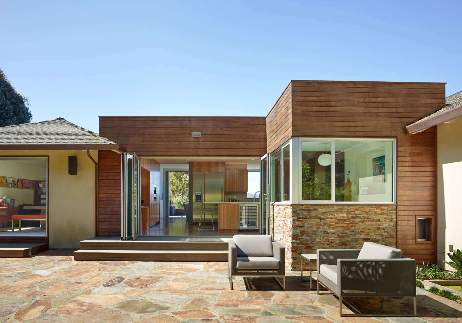 How to Master Mid-Century Modern Renovation? Tip One: Modernize the